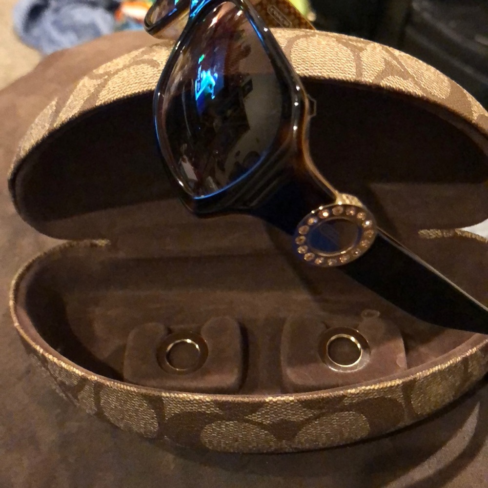 Coach Ava Tortoise sunglasses with case